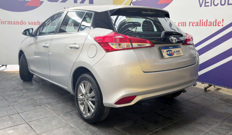 
								YARIS 1.3 XL PLUS TECH full									