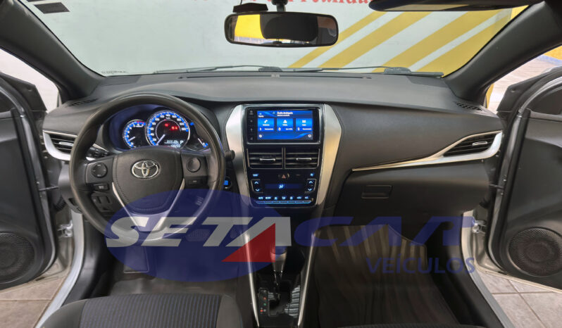 
								YARIS 1.3 XL PLUS TECH full									