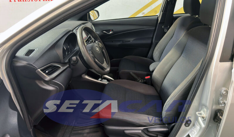
								YARIS 1.3 XL PLUS TECH full									